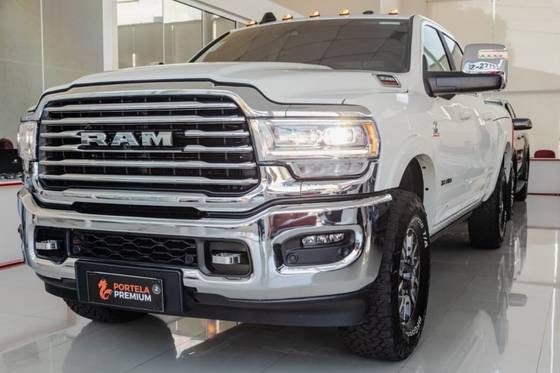 RAM 3500 6.7 I6 TURBO DIESEL LIMITED LONGHORN CD 4X4 AUTOMÁTICO RAM 3500 6.7 I6 TURBO DIESEL LIMITED LONGHORN CD 4X4 AUTOMÁTICO